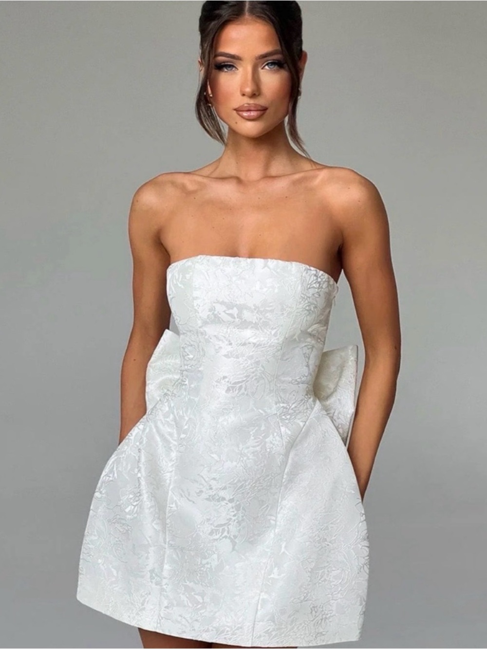 Strapless White Floral Jacquard Mini Wedding Dress